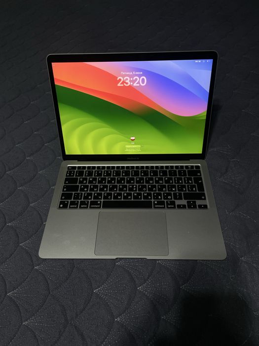 MacBook Air m1 с коробкой