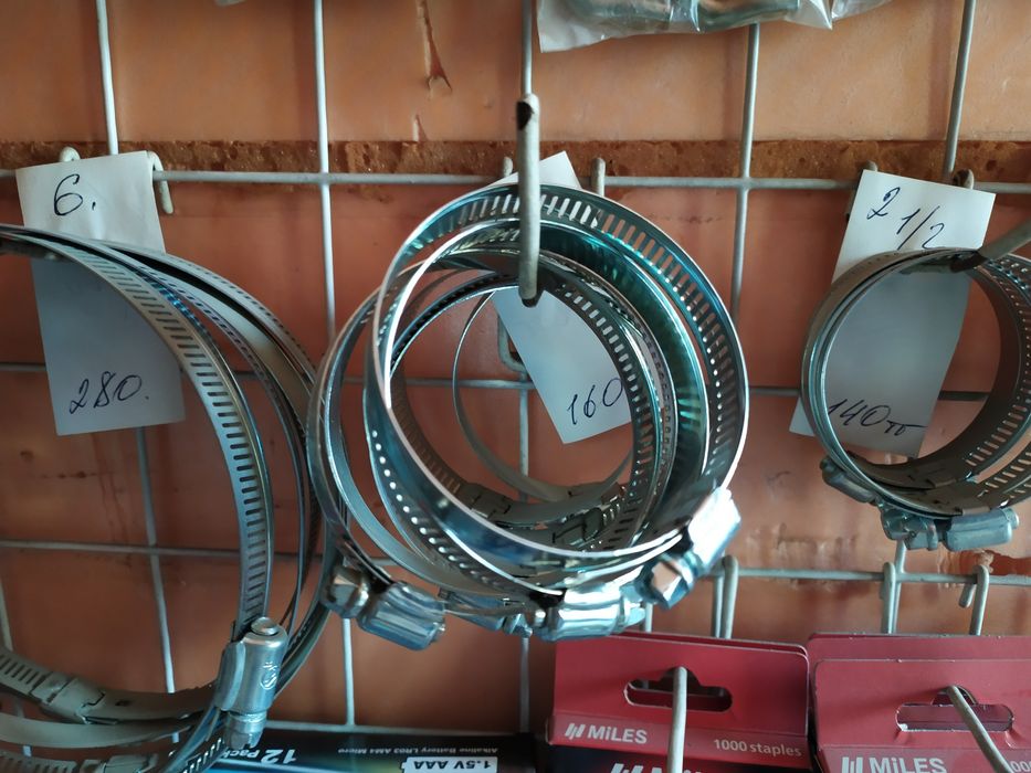 Хомуты металлические