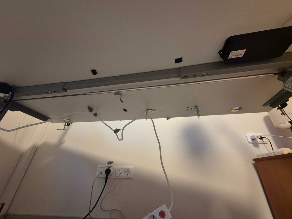 Електрическо бюро 160/80 сив цвят /сива офис маса/