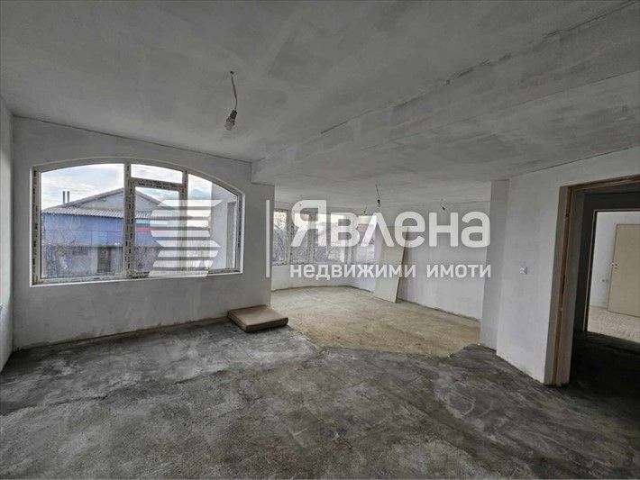 Продава се Къща в Варна, Виница - 154 кв.м за 1267 €/кв.м - Снимка #2