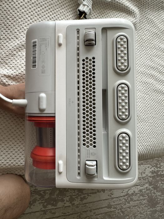 Пылесос Xiaomi MJCMY02DY белый