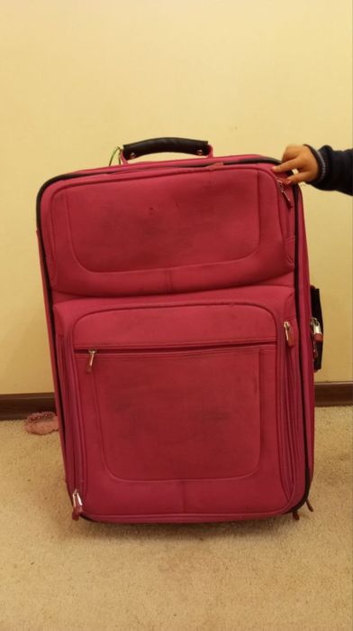 Продаются большой и крепкий чамадон куплены в Америка.