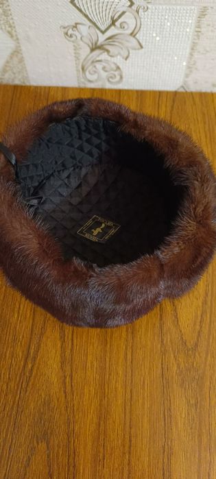 Продам шапку Норковую