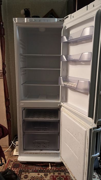 Продам холодильник