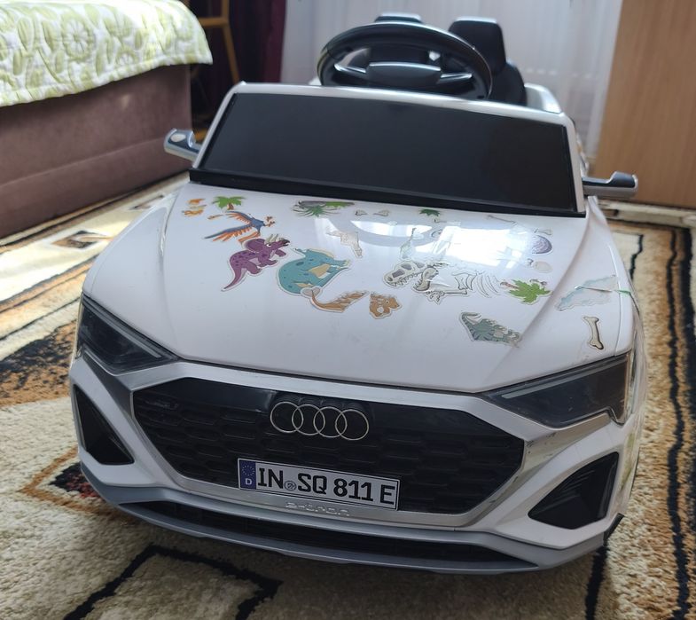 Mașină Electrică pentru Copii 3-5 Ani AUDI TT cu Telecomandă, Portiere care se Deschid și Faruri LED, Alb