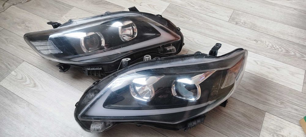 Фара на TOYOTA Corolla 150