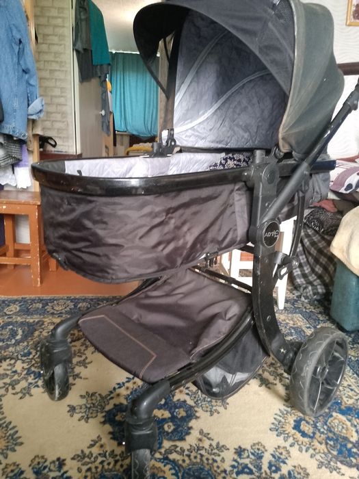 Продам коляску детскую