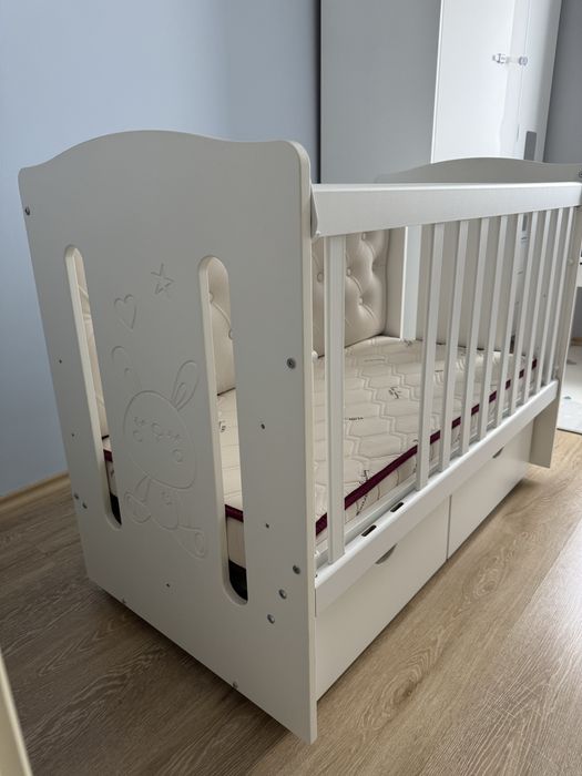 Бебешка кошара от МДФ Redo с Тапицерия