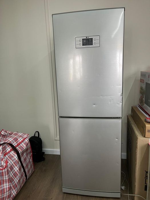 Продаю Холодильник