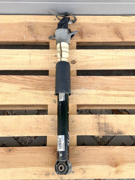 Заден амортисьор AUDI A6 A7 C7 4G 4G0616031L