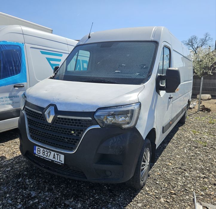 Renault Master avariat