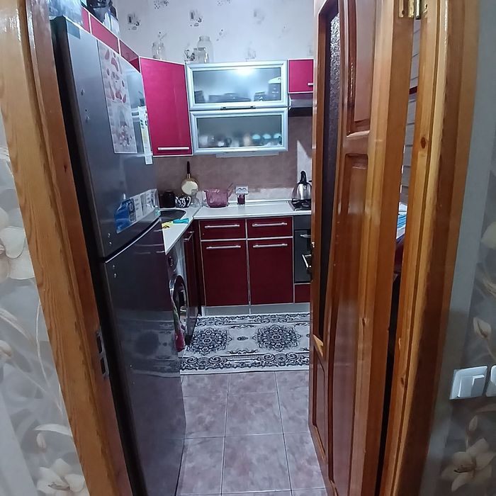 Yashnobid rayon 3/14 kvartira sotiladi 85000 kelishildi pul zarur