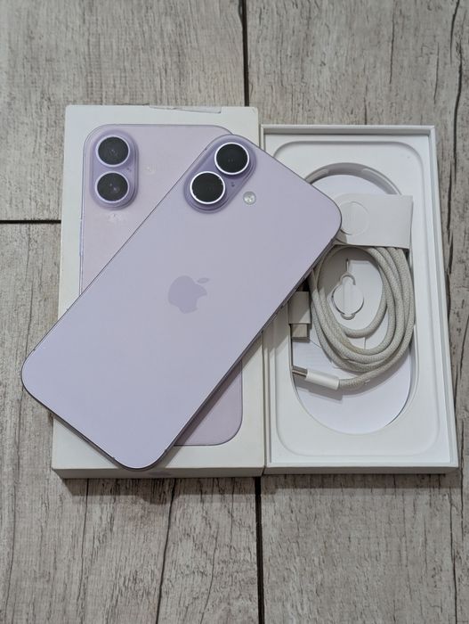 iPhone 17 256 gb ёмкость 100 EAC
