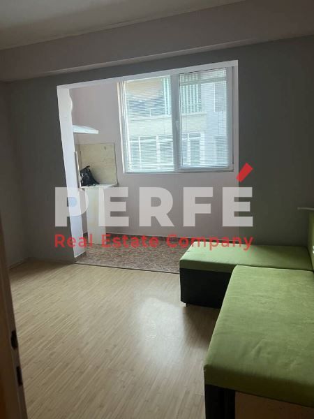 Дава се под наем Тристаен апартамент в Бургас, Изгрев - 80 кв.м за 382.5 € - Снимка #1