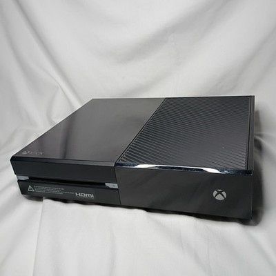 Конзола Xbox One 500gb