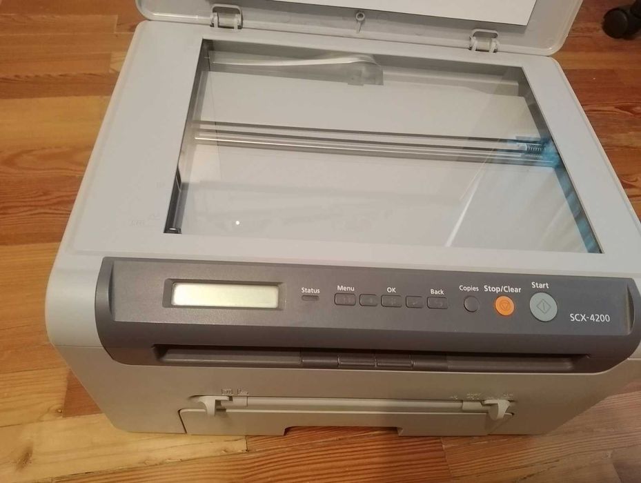 Принтер/скенер Samsung SCX 4200 за части