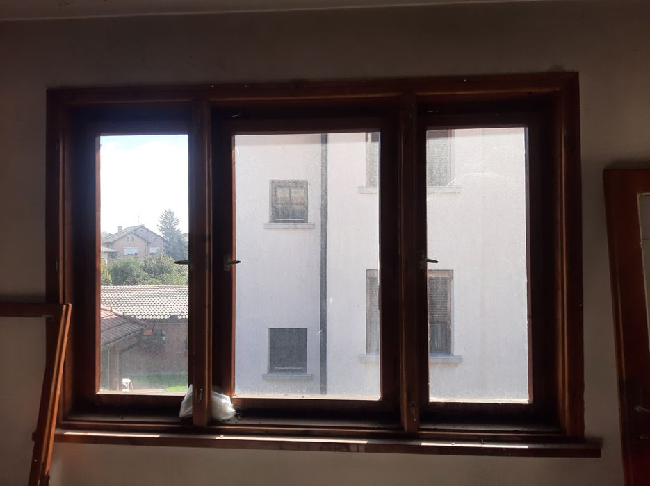 Дървена дограма употребявана