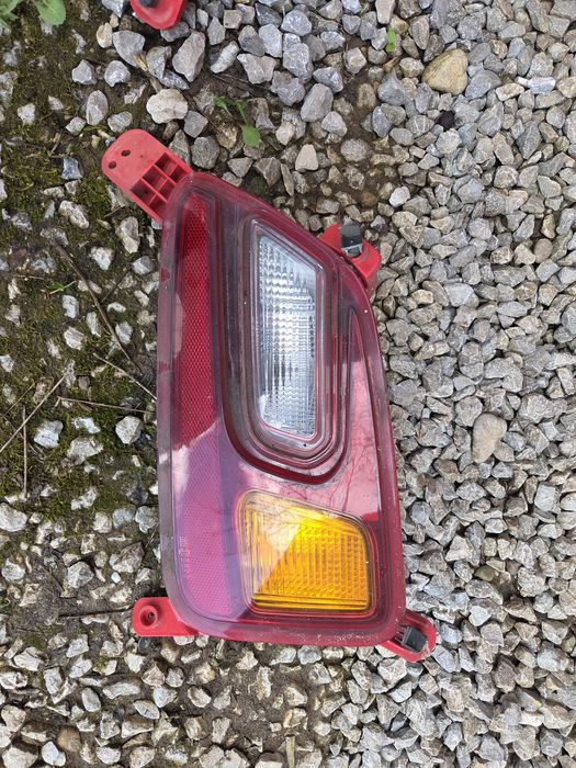 Задни мигачи и светлини за хюндай кона.