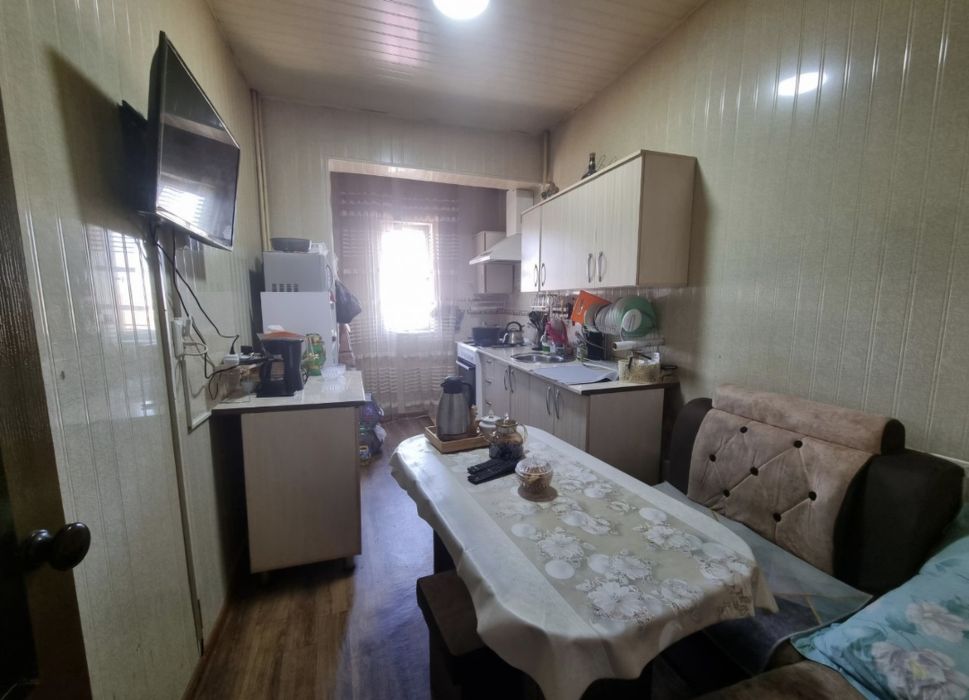 Юнусабад 14 квартал. Продается квартира 3/4/9