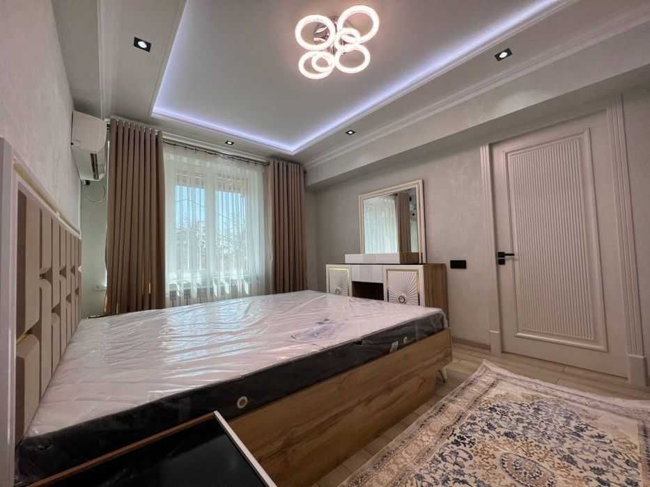 Сдам 2ком/4/4 на Ц-6 не далеко от м.Минор