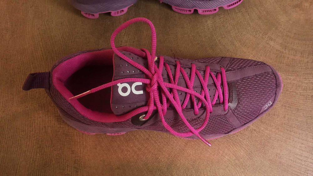 ON CLOUD Womens Running Shoes Размер EUR 37,5 / UK4,5 дамски маратонки 305-14-S