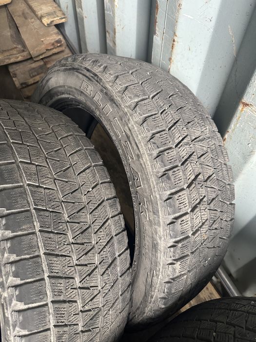 Резина липучка 235/55/18