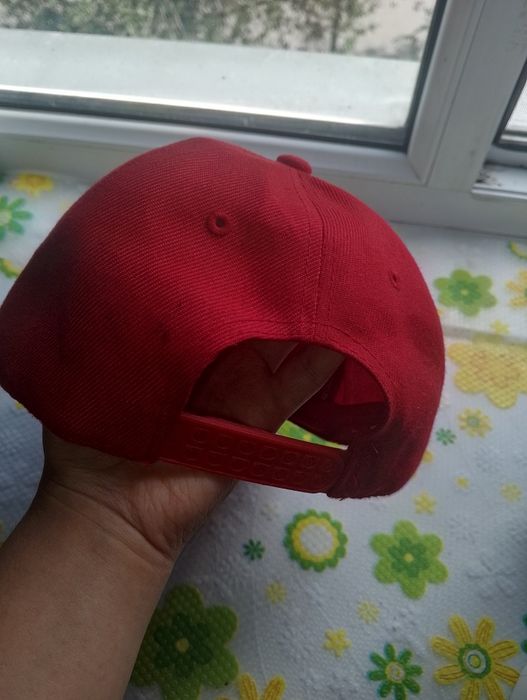 Продаю кепку на подростка