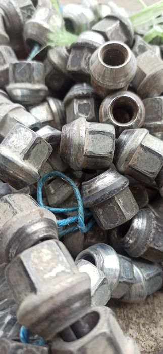 Балон болт GM 250/300 дона (штук) бор Сотилади реально олейдигонларга