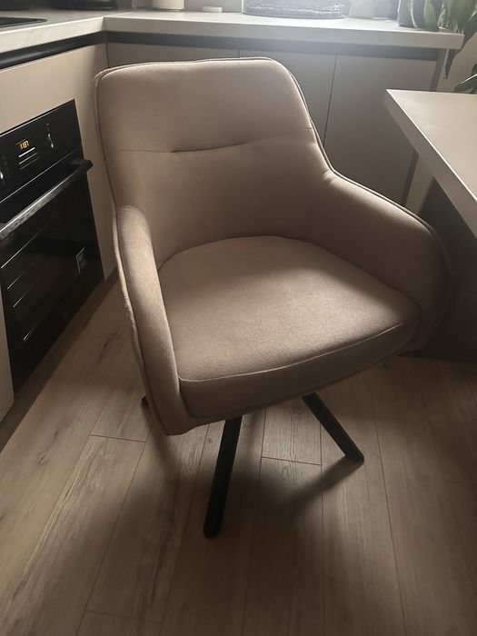 Set 4 Scaune rotative Dining/Living Tip Fotoliu  in stare excelenta