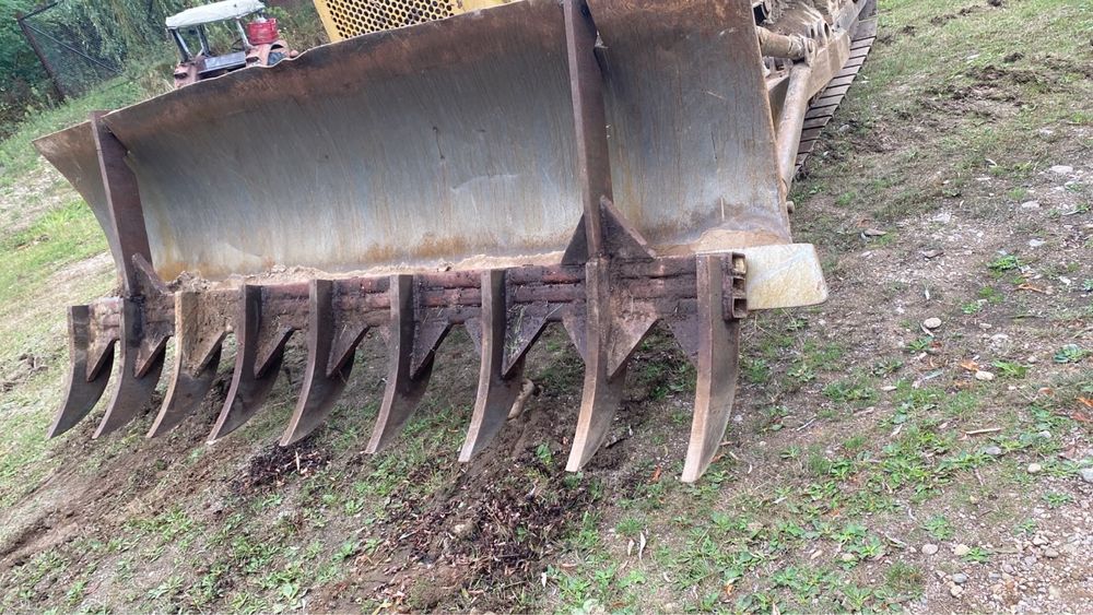 Scarificator față buldozer