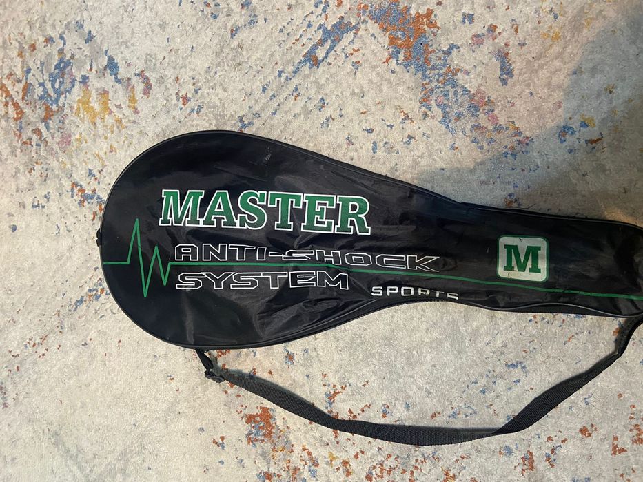 Ракетка для тенниса