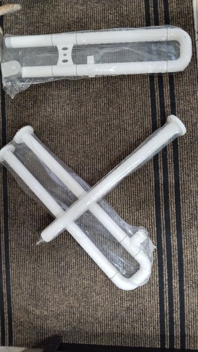 Продам поручни для туалета