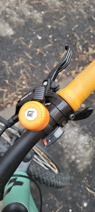 Vând Bicicleta cube