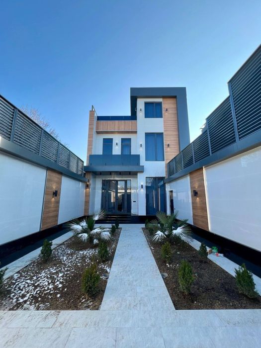 Новый евро дом Алишеробод махалля янги курилган уй