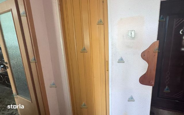Apartament 3 camere de vânzare – Zona Centrală