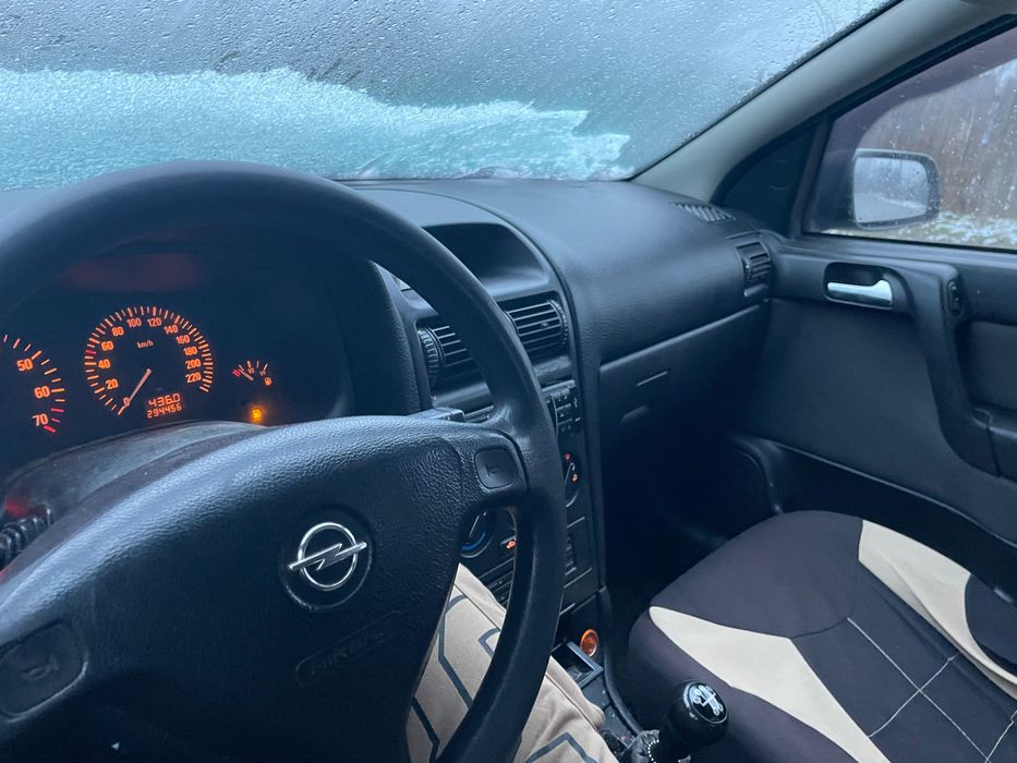 Opel de vânzare sau schimb cu ceva ce mă intereseze