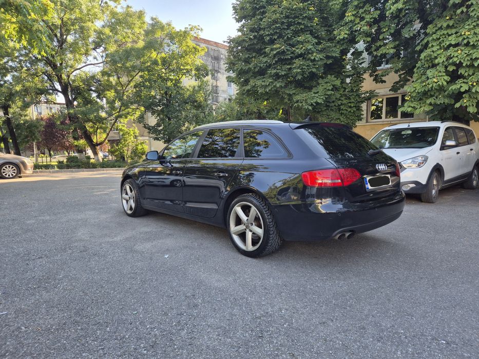 Audi a4 b8 2.0 TDI 2010 S-Line