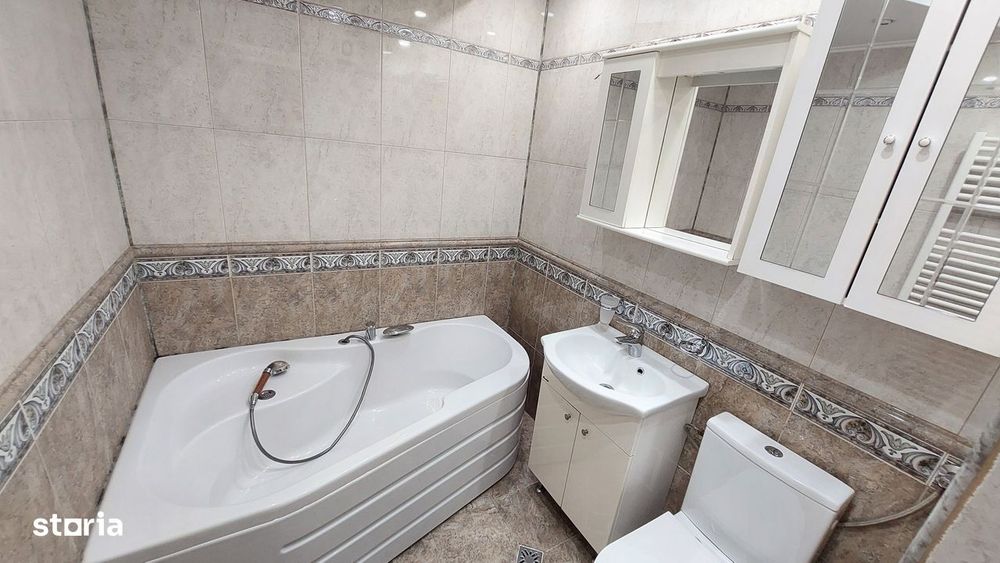 Apartament 3 camere decomandat de închiriat - Unirii, Bd. Mircea Vodă