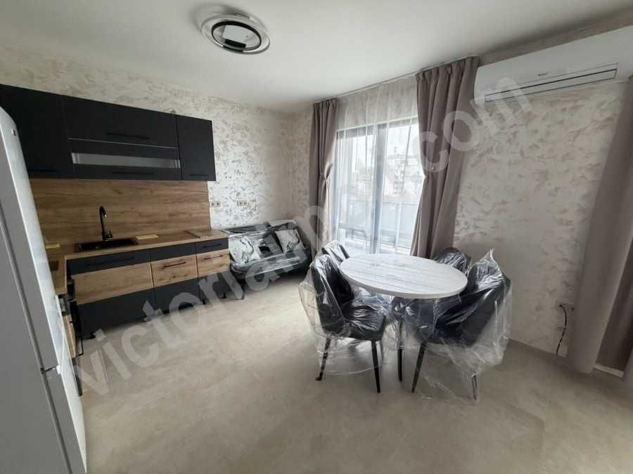 Чисто нов южен апартамент