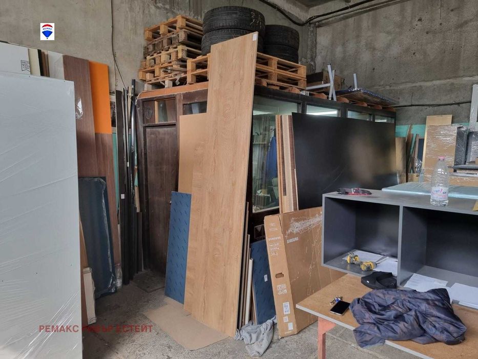 Помещение / склад под наем Западна промишлена зона