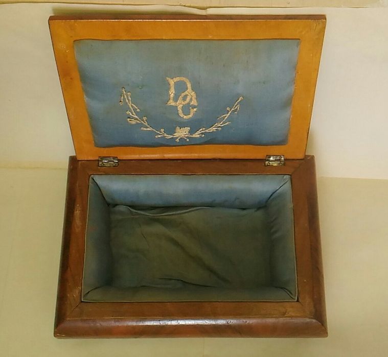 Cutie veche lemn 1930-40