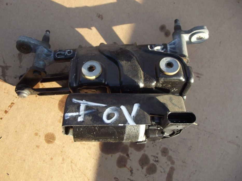 Motoras stergatoare VW Fox 2004-2011 ansamblu motoras stergator haion