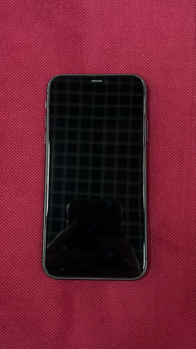 айфон 11 срочно продам