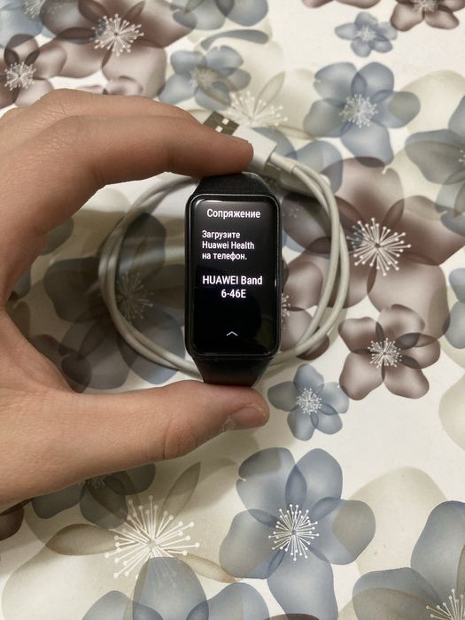 HUAWEI band 6  •срочно•