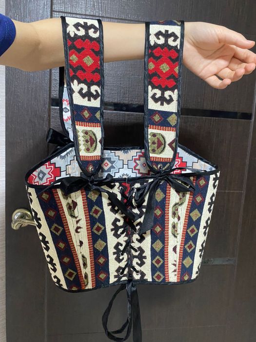 Кажекей, корсет срочно сатылады