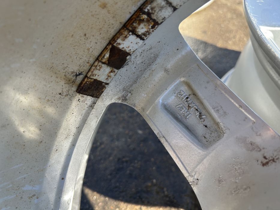 2бр джанти 5x114.3 17 Et38