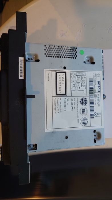 Радио и CD музикална уредба за Алфа Ромео Жулиета