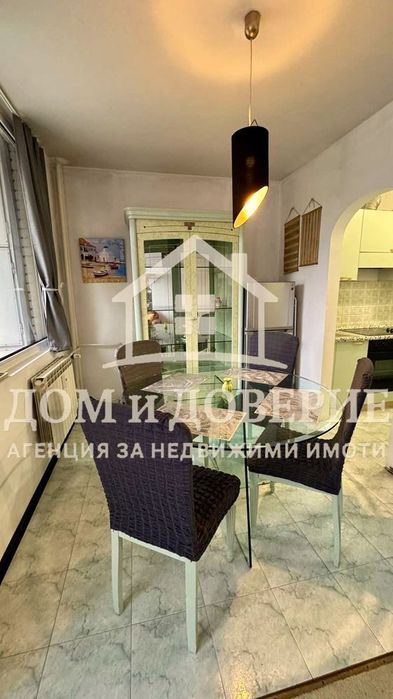 Дава се под наем Двустаен апартамент в Пловдив, Център - 48 кв.м за 408 € - Снимка #2