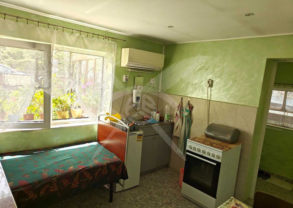 Продава се Къща в София, Модерно предградие - 101 кв.м за 1609 €/кв.м - Снимка #1