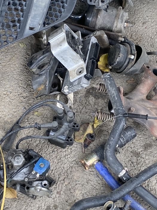 Запчасти, запчасть на Ларгус